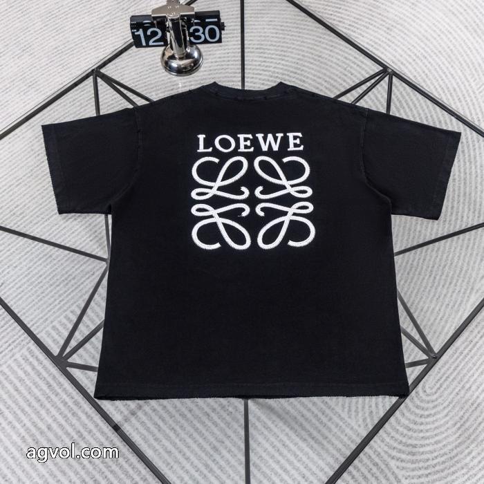 LOEWE半袖Tシャツ 2026スーパーコピー視線を集めて 甘い風 品質保証低価_0_2