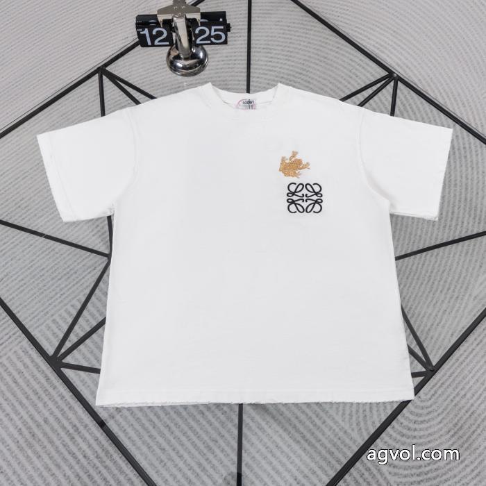 LOEWE半袖Tシャツ 2026スーパーコピー視線を集めて 甘い風 品質保証低価_0_3