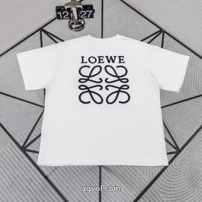 LOEWE半袖Tシャツ 2026スーパーコピー視線を集めて 甘い風 品質保証低価_0_4