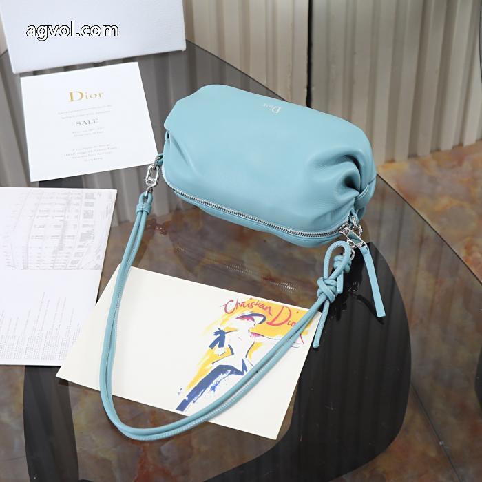 コピー 商品 ブランド&nbsp;バッグゆったりふんわり着心地 トップスからチラ見える安心 今年らしく魅力的アップディオール._0_4