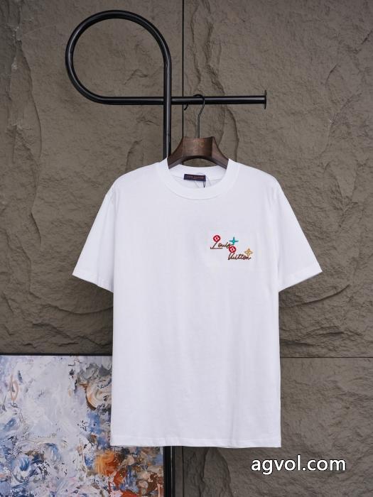 人気の商品 格好良い 圧倒的人気アイテム半袖Tシャツブランド 偽物 激安 通販LOUIS VUITTON_0_3