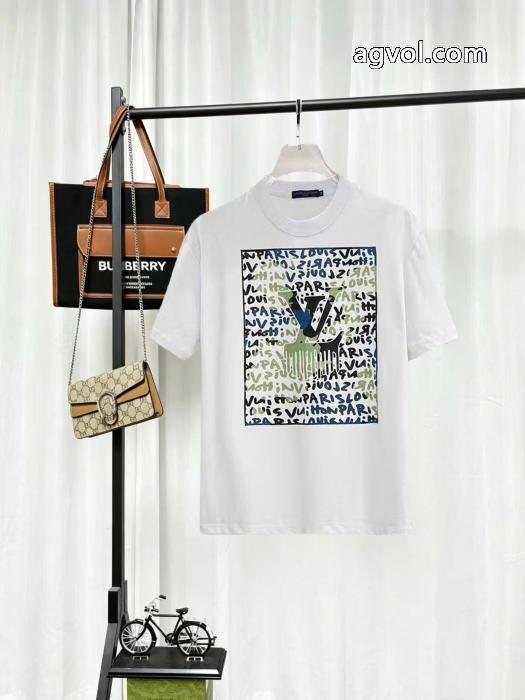 VIPセールで奇跡 圧倒的な高級感 機能性が高いスーパー コピー半袖TシャツLOUIS VUITTON_0_1