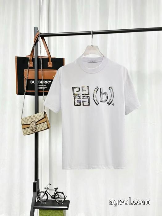 GIVENCHYセール中 圧倒的人気新着 人気を集めているブランド コピー半袖Tシャツ_0_3