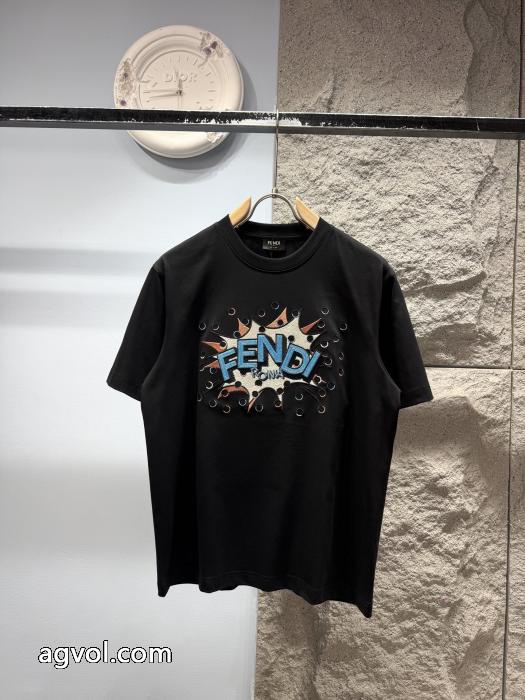 FENDIコピー 品 ブランド今季はトップスにおすすめ 最新作正規品 入手困難 超安値&nbsp;半袖T._0_0