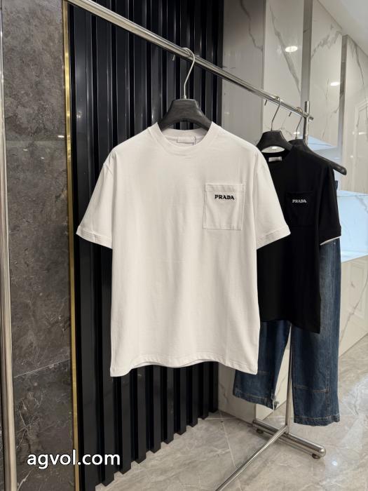 限定特価 2026新作限定 大人かっこいいPRADA半袖Tシャツコピー ブランド 優良_0_3