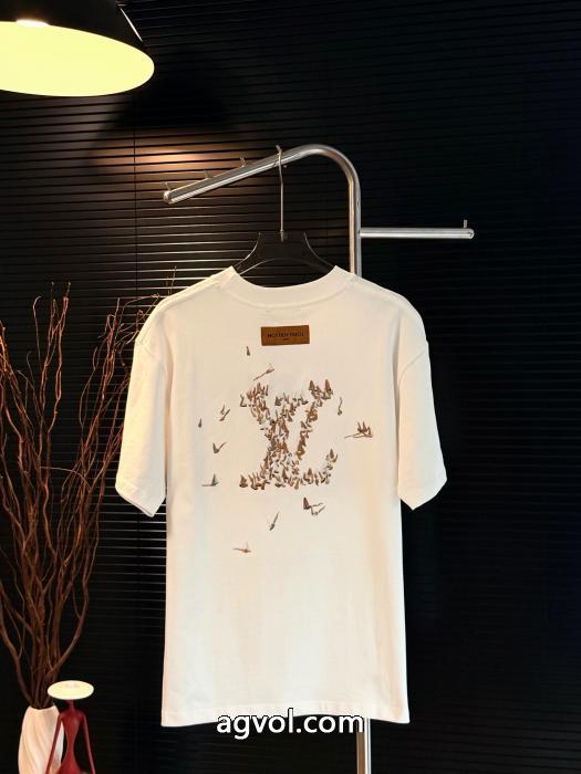 LOUIS VUITTON大評判のデザイン 可愛い新モデル 優しい色味がかわいい半袖Tシャツ偽 ブランド_0_2