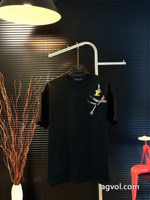 LOUIS VUITTON半袖Tシャツ上品保証 とってもお洒落 人気定番得価スーパー コピー ブランド_0_4