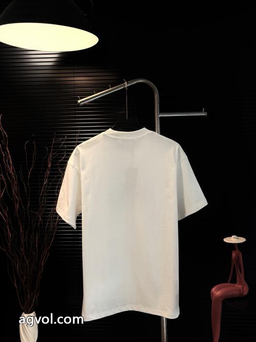 HOT人気 高級感 超安値 2026SS人気ブランド新作アイテム半袖TシャツBURBERRYブランド 品 コピー_0_2