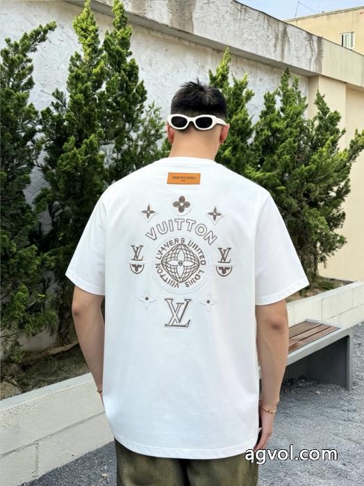 LOUIS VUITTON半袖Tシャツ 2026スーパーコピー極希少26限定 新品入荷 高級感UP_0_4