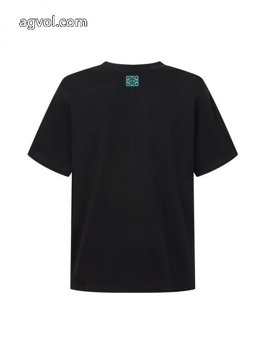 大人気再入荷セール 印象になって 美しいデザインLOEWE半袖Tシャツ激安 ブランド 通販_0_1