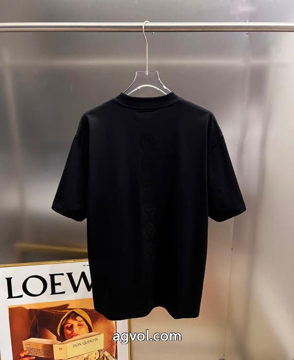 人気新作ロゴ入り 上質で格好い 262026最新モデル半袖Tシャツ激安 通販 専門CHROME HEARTS_0_3