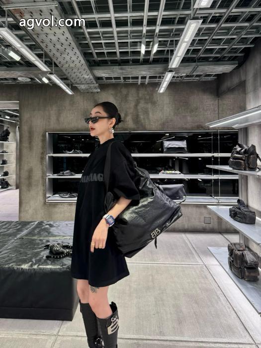 ブランド 通販店t恤めちゃくちゃお得   期間限定特別価格 人気急上昇balenciaga._0_3