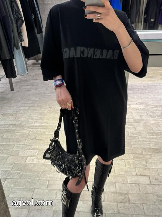 ブランド 通販店t恤めちゃくちゃお得   期間限定特別価格 人気急上昇balenciaga._0_4