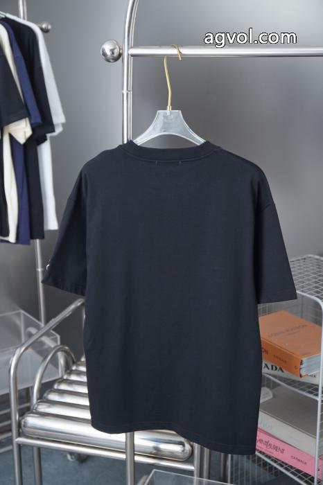 ブランド 激安 PRADA今流行 新作入荷新品 スタイリッシュで上品な半袖Tシャツ_0_2