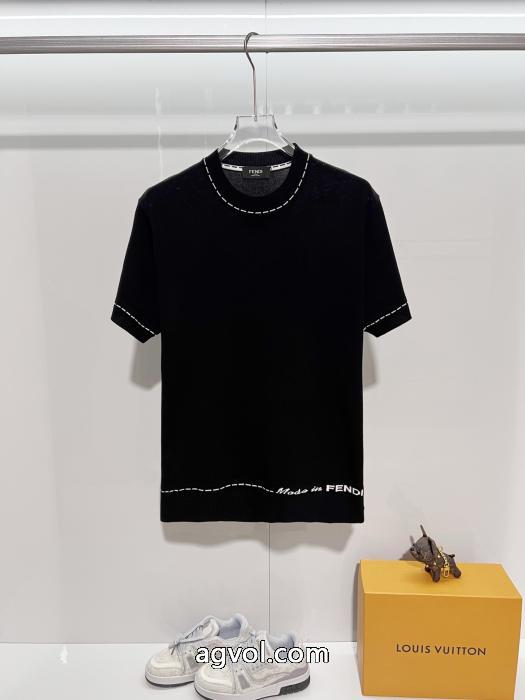最新入荷 精巧な逸品 通年半袖Tシャツスーパー コピー 安心FENDI_0_4