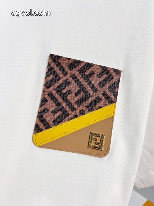 半袖Tシャツ今年のトレンド！ 即発送最新作2026  新作入荷格安激安 ブランド 通販フェンディ_0_2