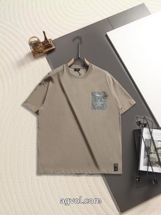 半袖Tシャツ素材感に注目 お洒落 2026新作ブランド 偽物 激安フェンディ_0_3