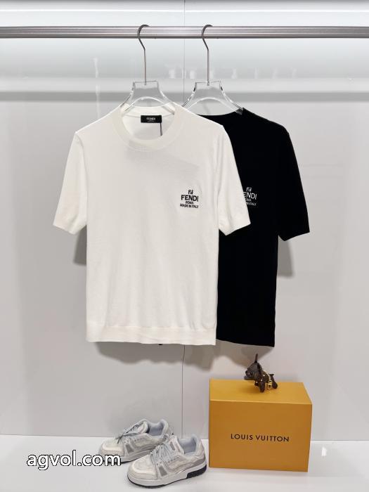 先行予約販売 2026話題となる 最新の品激安 通販 専門店半袖TシャツFENDI_0_1