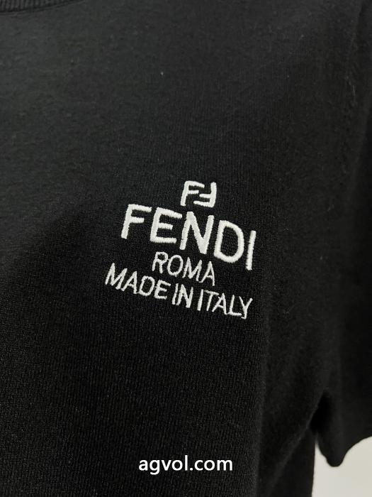 先行予約販売 2026話題となる 最新の品激安 通販 専門店半袖TシャツFENDI_0_4