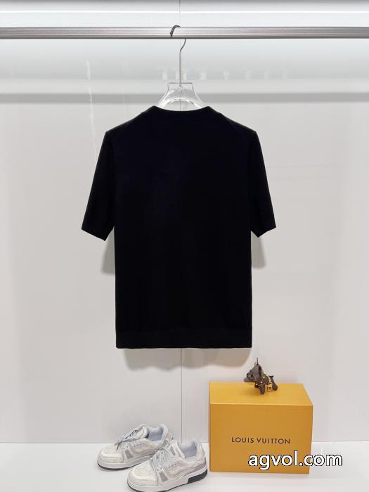先行予約販売 2026話題となる 最新の品激安 通販 専門店半袖TシャツFENDI_0_5