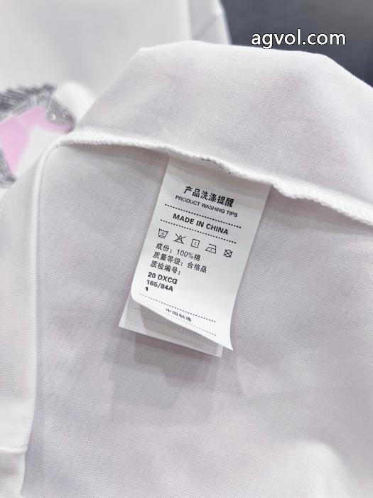 HERMESスーパー コピー 販売半袖T2026年限定発売新品 高級素材を採用 目玉商品セール._0_2