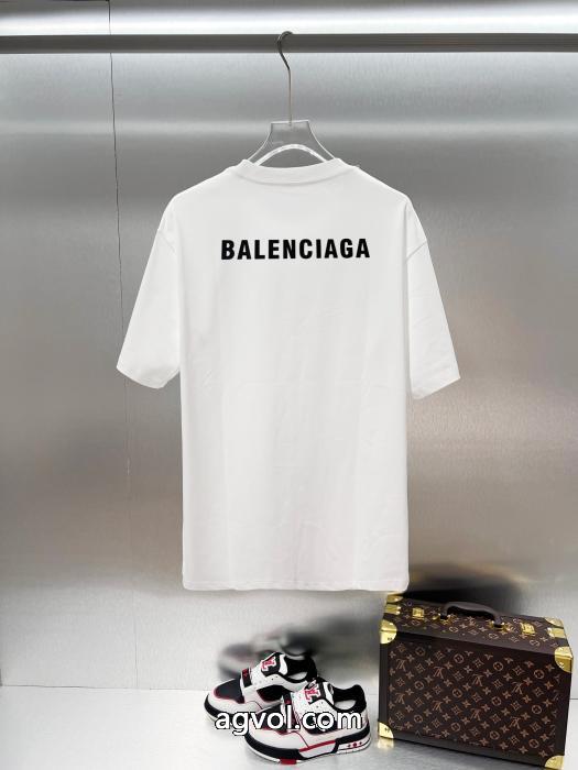 半袖Tシャツ最新作 人気☆夏にお勧め 幅広い着ができる優れたbalenciaga偽 ブランド 販売_0_1