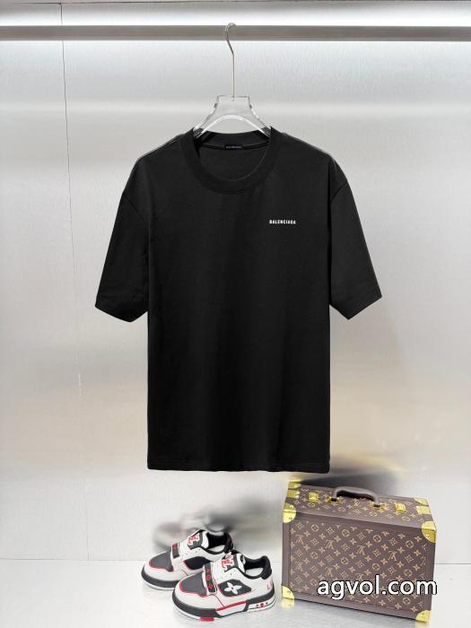 半袖Tシャツ最新作 人気☆夏にお勧め 幅広い着ができる優れたbalenciaga偽 ブランド 販売_0_3