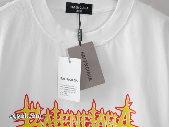 人気話題 存在感のある 特に話題なの上品即完売偽 ブランドbalenciaga半袖Tシャツ_0_4