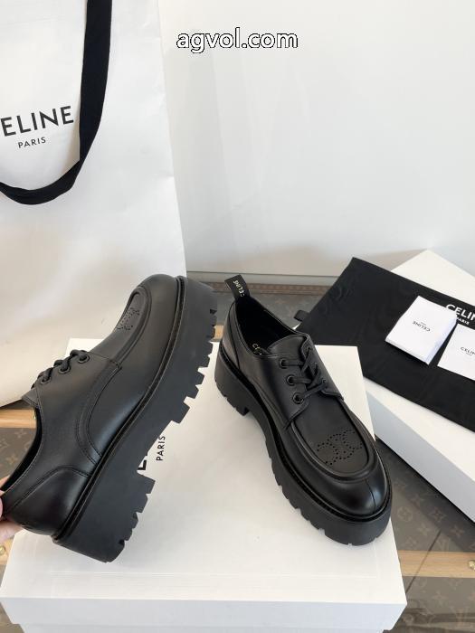 CELINE毎日大活躍 売れた商品 強くおすすめしたいブーツ偽 ブランド 購入.._0_4