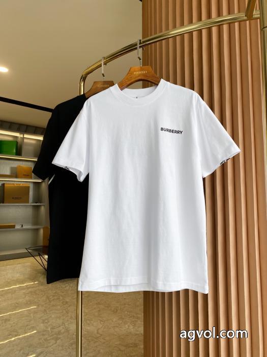 ブランド スーパー コピー2026の流行りトップス 通気性が抜群 最旬！半袖TシャツBURBERRY_0_1