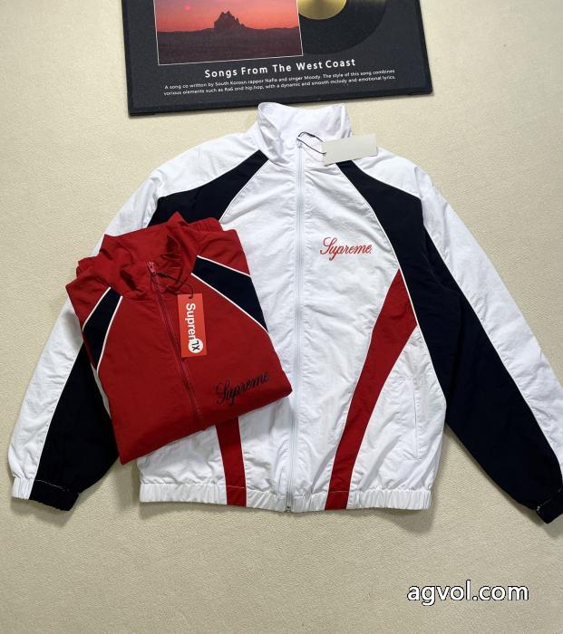 SUPREME2026人気が爆発 洗練された雰囲気 限定品コピー 通販コート_0_3