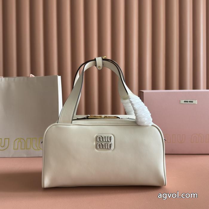 バッグ完売前に 海外大人気 定番人気MIUMIUコピー ブランド 優良._0_0