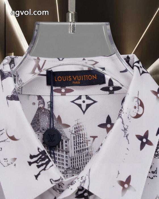 ブランド コピー 専門店人気商品新色登場！ お得得価 意外と相性がいいLOUIS VUITTON長袖シャツ_0_1