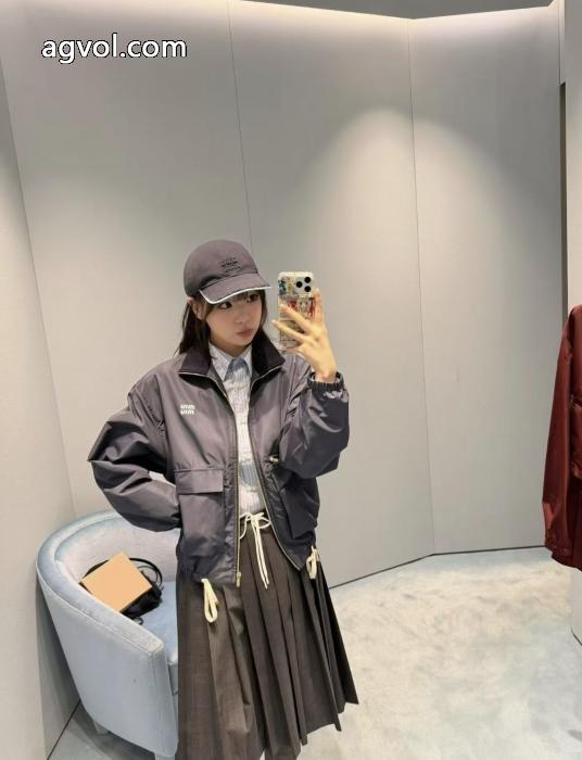 MIUMIUコピー 商品 通販コート大特価 大人気モデル 予約完売品_0_1