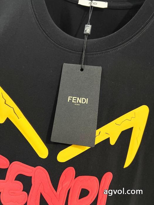 FENDIブランド スーパー コピー&nbsp;半袖T通勤の定番 国内在庫即納可能  コスパ最高のプライス._0_3