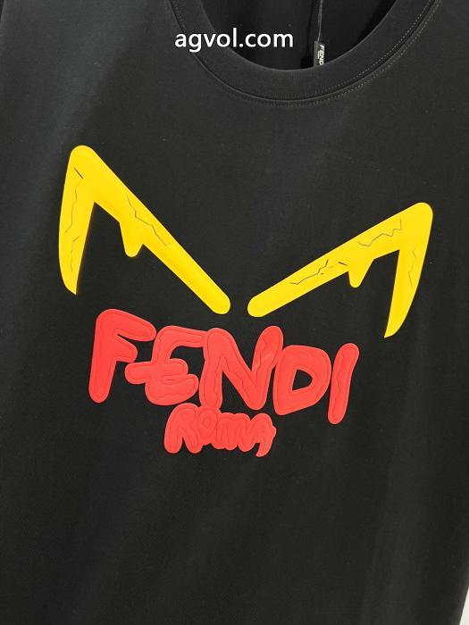 FENDIブランド スーパー コピー&nbsp;半袖T通勤の定番 国内在庫即納可能  コスパ最高のプライス._0_4