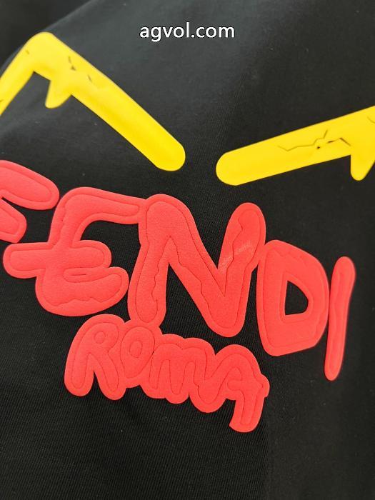 FENDIブランド スーパー コピー&nbsp;半袖T通勤の定番 国内在庫即納可能  コスパ最高のプライス._0_5