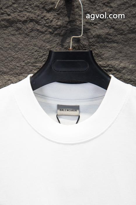 balenciaga日本即完売予想 大絶賛 必須アイテムブランド 偽物半袖Tシャツ_0_0