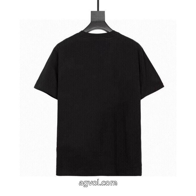FENDI注目度UP！ 話題の新作到着 ハイグレード半袖Tシャツブランド 品 コピー_0_0