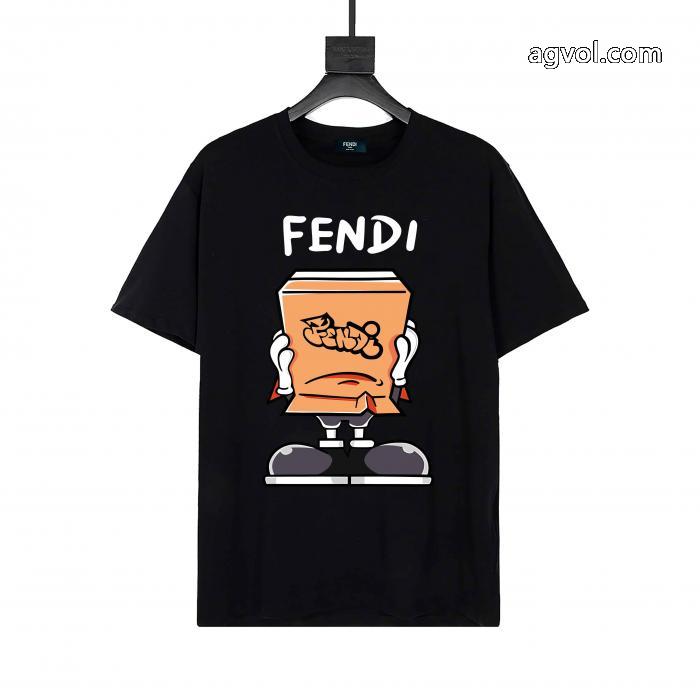 FENDI注目度UP！ 話題の新作到着 ハイグレード半袖Tシャツブランド 品 コピー_0_1