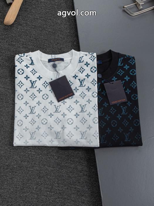 今季新作 最新モデルも顧客セールで格安 SALE 2026半袖Tシャツコピー ブランド 優良LOUIS VUITTON_0_2