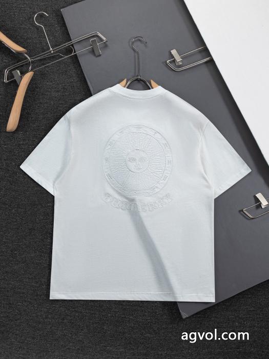今絶対に取り入れたい 新作入荷セール 2026新作スーパー コピー メンズ半袖TシャツBURBERRY_0_1