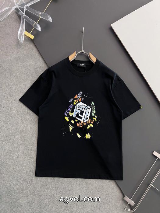 2026新作大注目 大注目 スタイルアップ見えなシンプル半袖TシャツFENDI偽 ブランド _0_1