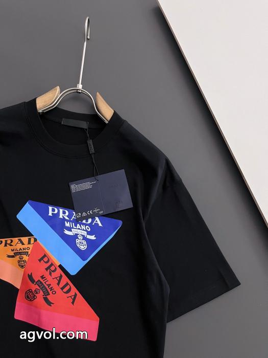 激安 セール価格でお得 2026年トレンド感が強い半袖Tシャツブランド 品 スーパー コピーPRADA_0_3