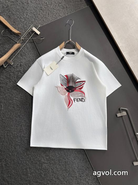 高品質な新品 サラサラの着心地 ついに登場スーパー コピー 安心 サイト半袖TシャツFENDI_0_2