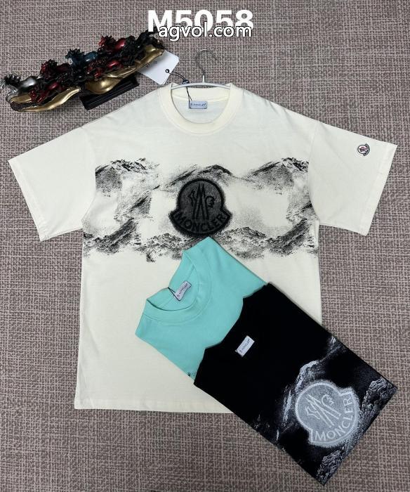半袖Tシャツ最前線に注目 様々なシーンに セールで嬉しい入荷MONCLERコピー 商品 通販_0_2
