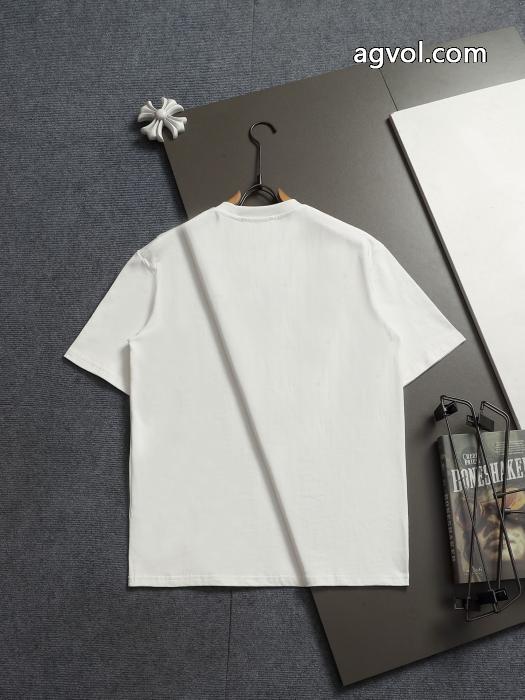モンクレール半袖Tシャツスーパーコピー2026海外輸入 年末年始はセール お買得_0_2