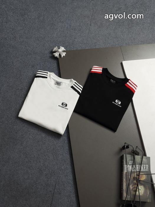 ブランド スーパー コピー 通販数量限定 限定特価 足下注目してくれるbalenciaga半袖Tシャツ_0_1