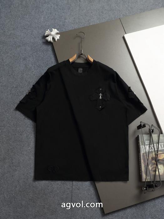 クロムハーツ大人気再入荷セール HOT新作登場 オトナの余裕半袖Tシャツコピー 商品 通販_0_1