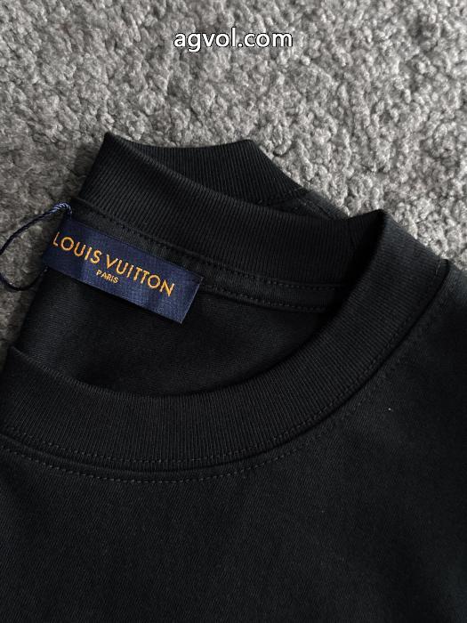 LOUIS VUITTON半袖Tシャツステキ 2026年度 視線を集めてブランド 通販店_0_2